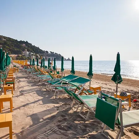 Beau Sejour Hotel 3*