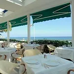 Hotell Beau Sejour 3*